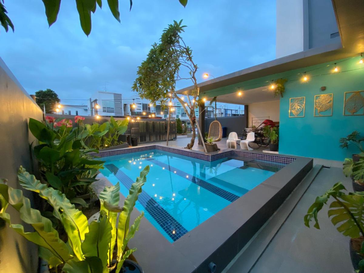 D Niice Garden View With Private Pool Bukit Indah, Johor Bahru Villa Exterior photo