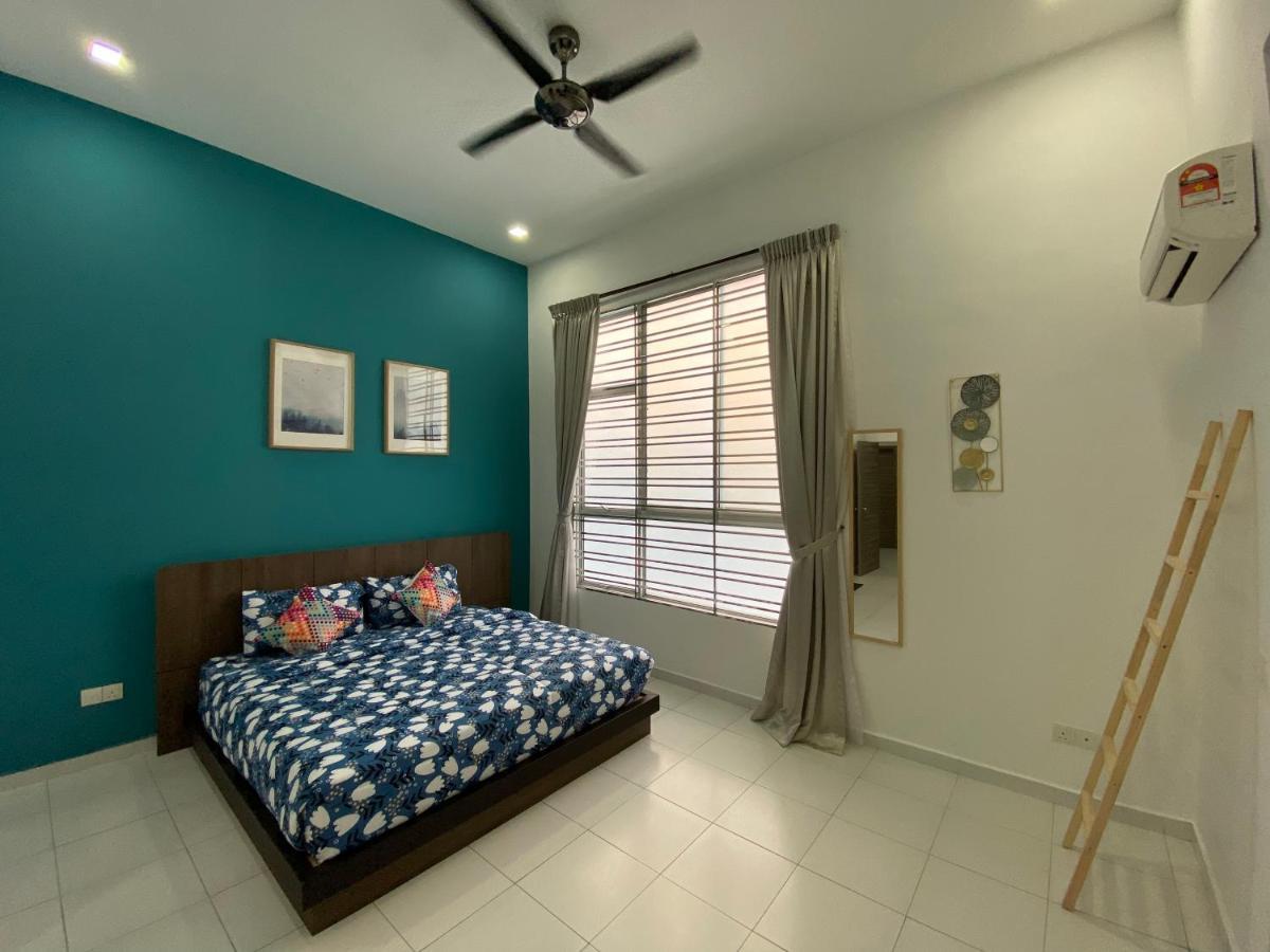 D Niice Garden View With Private Pool Bukit Indah, Johor Bahru Villa Exterior photo